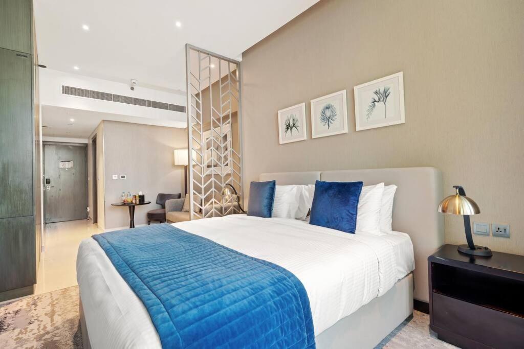 Luxury Smart Studio With Canal View Business Bay Apartment